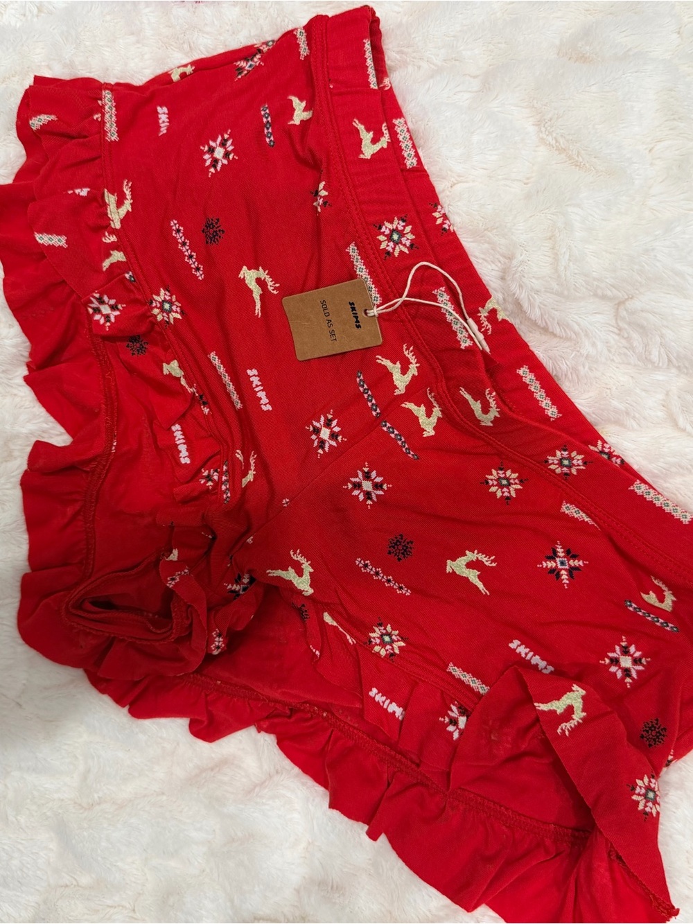 SKIMS Red Holiday Reindeer Pajama Set - Picture 3 of 4